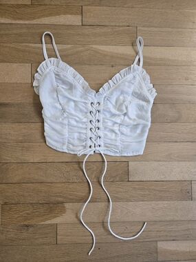 SHEIN White Lace-Up Ruffle Cropped Cami